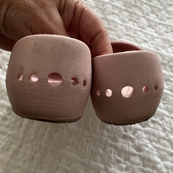 Crocs woman’s pink shoes size 8 - Picture 7 of 8